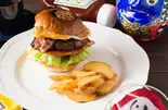 ベーコンチーズエッグバーガー Bacon, Cheese & Egg Burger(だるま珈琲)