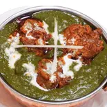 サグ(ほうれんそう)マトンカレー Saag (Spinach) & Mutton Curry(ゴルカキッチン)