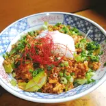 麻辣甘辛鶏そぼろ丼（鳥八 下丸子店）