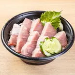 でか盛り羅臼産ぶり丼(レギュラーサイズ)（【元祖】でか盛り海鮮問屋 すすきの店）