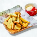 店長も毎日食べるフライドポテト / Manager's Daily Favorite French Fries（Butler）