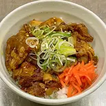 ミニ牛すじ丼（つけ麺や辰盛）