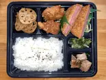 ハムカツからあげ弁当（惣菜屋 かめ一）