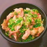 うみたまの塩 ネギ塩豚丼（焼肉 ゆめや）