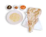 Aコンボ ライス＆ナンカレーデザート a Combo  Rice ＆ Nan+ 2 Curry+  1 Dessert（インド料理 ケバブ ＆ ビリヤニ ハウス Indian Restaurant Kebab ＆ Biryani house）