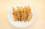 命薬(ぬちぐすい)餃子 30個入り+2個おまけ（焼小籠包 ぎょうざ 樹苞(きぼう)）