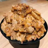 【NEW】B・G・B(ブラックガーリック豚バラ丼)(肉180g)（豚丼専門店 会心の肉撃 総本店）