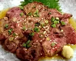 白レバー焼きゴマ塩仕立て（肉ドコロ せい吾）