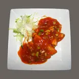 揚げ餃子のチリソース Deep-Fried Dumplings with Spicy Chili Sauce(中国料理 みんらく)