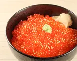 てんこ盛り「いくら丼」（海鮮丼 近衛 Powered by 杉玉 新秋津）