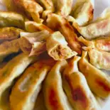 【梅ヶ丘店期間限定 豚肉焼き餃子20g×10個】（東京餃子楼<梅ヶ丘店>）