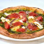 しそジェノベーゼのプロヴォロマーナ Pizza Shiso (Japanese mint) sauce（Pizzeria Regista）