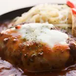 チーズ荒挽きハンバーグ弁当（大須せろり）