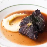 牛ほほ肉の赤ワイン煮込み（BISTRO LIBERTY UMEDA）