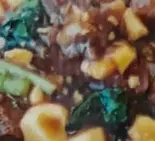 牛バラと豆腐オイスターソース丼（本格中華料理 東盛軒）