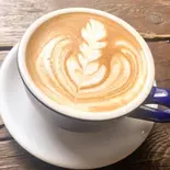 フラットホワイト Flat White（BONDICAFE NAKAMEGURO(ボンダイカフェ ナカメグロ)）