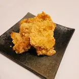 スパイシー鶏もも唐揚げ3個（まぐろ屋 炭太郎）