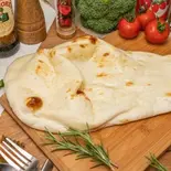 ナン 1枚 Naan (1 Piece)(RajaVetta 池尻店)