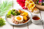 モチコチキンWチーズソース(グレイビーソース)プレート（モアナキッチンカフェ武蔵小杉東急スクエア店）