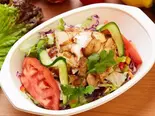 チキンそして肉サラダ Chicken＆ beef Salad（EFLIF KEBAB 白楽店）