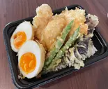 伊達鶏と半熟卵天重（喜仙はなれ）