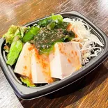 豆腐とわかめのさっぱり和風サラダ（バーグキッチン本八幡 BurgKitchenMotoyawata）