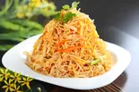 干し豆腐のピリ辛サラダ（麻辣隔壁）