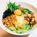 まぜめし Mixed Riceドカ盛り(麺400g)（ヌードルボールマゼ NOODLE BOWL MAZE）