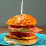 ベーコンレタスチーズバーガー BLT Ceese Burger（CHILL NEKO）