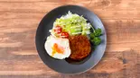 ロコモコ丼(罪のないNYチキンオーバーライス)