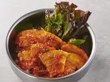 辛豚丼(タレ焼肉と包み野菜の専門店 焼肉くるとん たまプラーザ店)