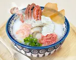 「海の幸」海鮮だしが加わって美味しさアップ！(国産米100%使用)（3米3下北沢店-お粥と点心専門店）