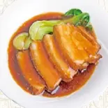 豚肉の醤油煮込み 东坡扣肉（台湾料理 金彩）