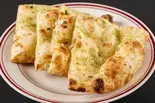 ガーリックナン（Indian restaurant laxmi）