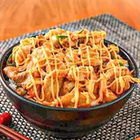お箸が止まらない激旨！チーズヤンニョム豚丼(お肉200g)（激盛り豚丼 メガトン 江古田店）