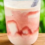 ラズベリー＆バナナジュース Raspberry ＆ banana juice（【アサイーボウル＆スムージーボウル】シリアルモンスター）