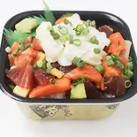 バラ縁側丼(海鮮茶漬け&海鮮丼940円~ 尼の丼丸 西長洲店)