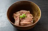 炙りサーロイン丼（焼肉屋斎野 平野西店）