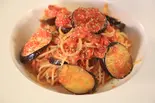 茄子のトマトソースパスタ(芝ふく)
