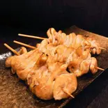 しろもつ3本 White Offal (3 Skewers)（じょう屋）