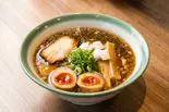 煮玉子進化論らぁ麺（【月曜は「進化論」】らぁ麺Nii ※毎週月曜は二毛作ブランド『Nii 進化論』にて掲載中）