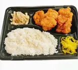 唐揚げ弁当(おばんざいときしめん鯱)