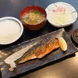 塩さば弁当(小鉢付き)(「食と酒」居酒屋かるだん)