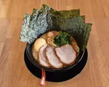 MAXラーメン（横浜家系ラーメン 一新家）