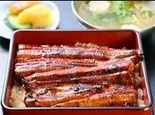 うな重（鰻居酒屋大入り）