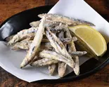 きびなごの唐揚げ（すし魚銀 JR千葉駅前店）