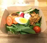 サラダ+おにぎりセット（おにぎりや ヤソハチ）