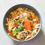 角切りポークとチーズ納豆カリー（202カリー堂）