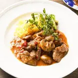 ビーフストロガノフ(スンガリー 新宿東口本店)