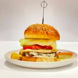 リッチタルタルエッグバーガー（HAMBURGER SHOP プラージュ）
